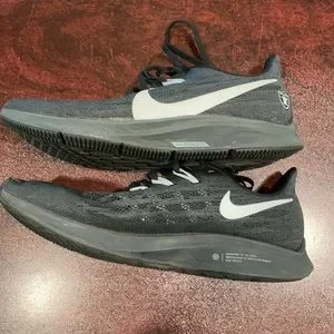 Nike | Shoes | Size 8 Oakland Raiders Black Nike Tennis  display picture 2